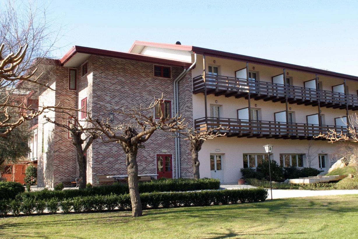 Hotel Willy Gemona del Friuli Exterior foto